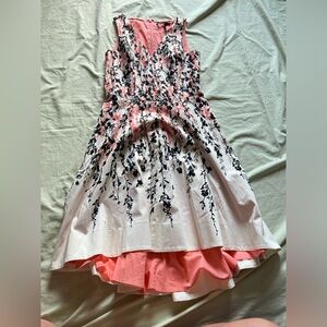 White House Black Market Size 4 Dress Floral V Neck Lined Cotton Spandex #1600